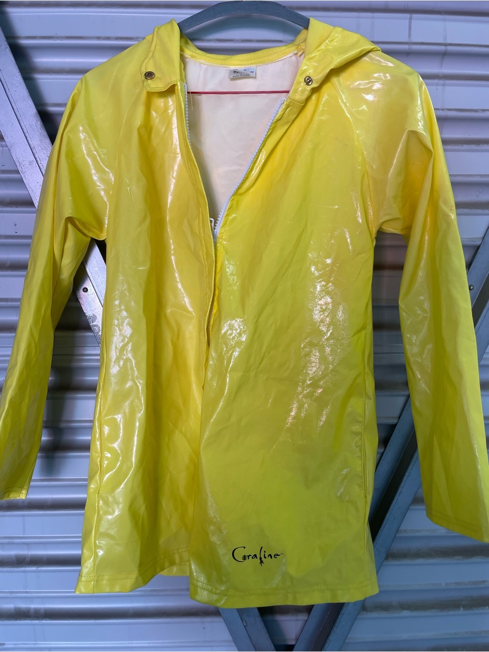 Spirit Halloween Coraline Costume Yellow Raincoat Only Size L Large 2023 LAIKA